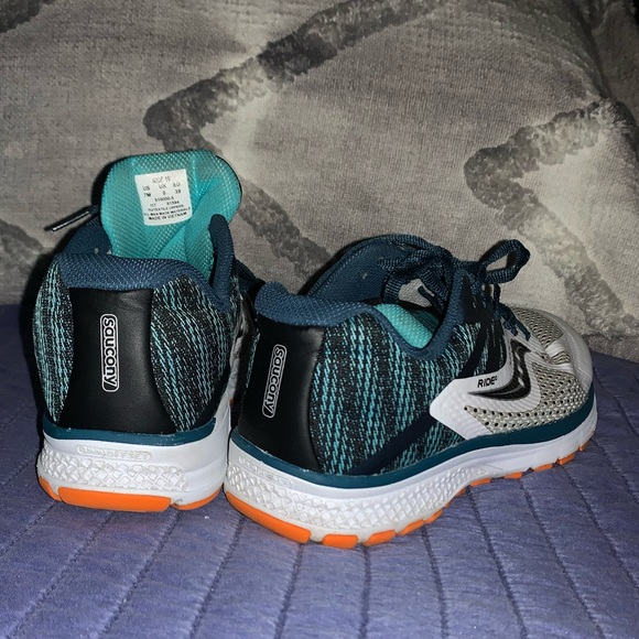 SAUCONY Flexfilm RIDE10 running shoes, size 7M YOUTH, super lightweight. - Picture 3 of 8